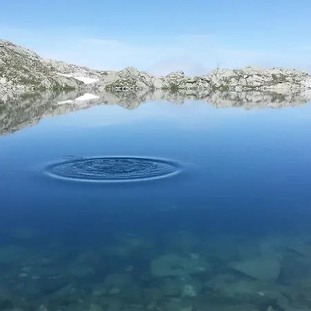 特劳德尔旅馆 公寓 *